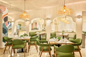 Restaurace v ubytování GR Solaris Caribe - All Inclusive
