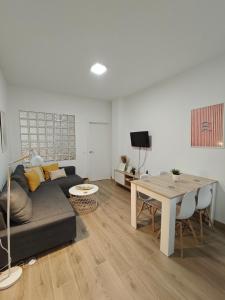TV a/nebo společenská místnost v ubytování Precioso apartamento junto al casco histórico
