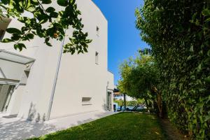 Zahrada ubytování Deluxe Chrousso Pool Villa