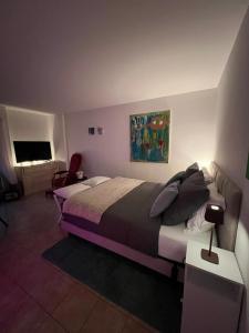 Postel nebo postele na pokoji v ubytování Horizon Sea view from Balcony - close to Casino Monte Carlo Monaco - Parking available upon request-availabilities