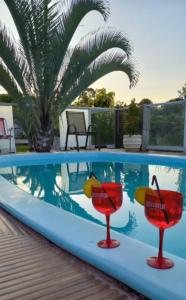 Bazén v ubytování Chácara Rancho LG nebo v jeho okolí