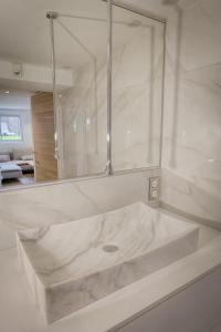 Bilik mandi di APPARTEMENTS LOFT OCEAN - Tarnos