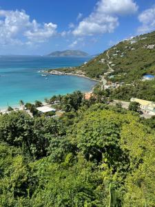 Fotografie z fotogalerie ubytování Bay View Villa v destinaci Tortola Island