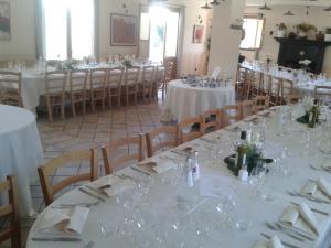 A restaurant or other place to eat at La Locanda di San Biagio