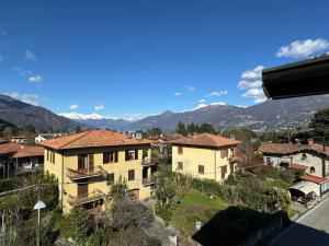Afbeelding uit fotogalerij van The Lady of the Lake - Penthouse with Large Terrace and Lake View in Griante Cadenabbia