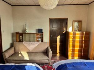 Postel nebo postele na pokoji v ubytování NAGASAWA VILLA 1組限定一棟貸し Traditional Japanese Home