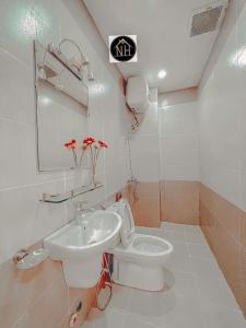 Ένα μπάνιο στο Ngọc Huyền Hotel