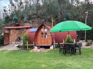 Κήπος έξω από το Hospedaje Cabañas El sendero del caracol 5p