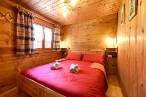 Postel nebo postele na pokoji v ubytování Fienile Rustico Alleghe Tabià