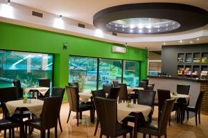 Restauracja lub miejsce do jedzenia w obiekcie Hotel Centrum