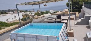 Bazén v ubytování la liama del sole nebo v jeho okolí