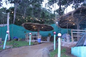 Zahrada ubytování Munnar Kudil Resto Cafe + 27 fotografií