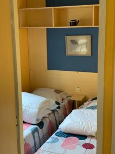 Gallery image of Les mobil homes d’oliver rob in Saint-Chéron