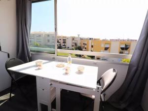 Balkon lub taras w obiekcie Studio cabine rénové climatisé proche plage pour 4 pers - FR-1-307-206
