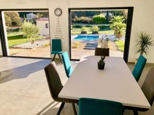 Ảnh trong thư viện ảnh của Villa Les Vignes d Antan ở Le Puy-Sainte-Réparade