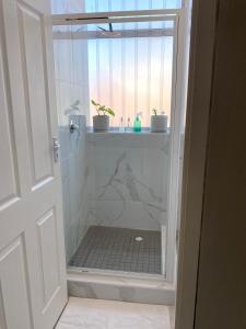 O baie la Beachside Studio Apartment on Surfers Corner