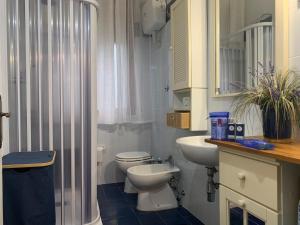 Ένα μπάνιο στο Casa nel verde a 300 mt dal mare a Castiglioncello +45 φωτογραφίες