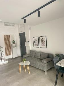 Posezení v ubytování Helios Grande Suite Meraki