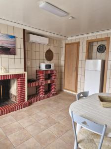 Η κουζίνα ή μικρή κουζίνα στο Apartamento ILA