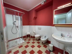 A bathroom at Pergola Suite