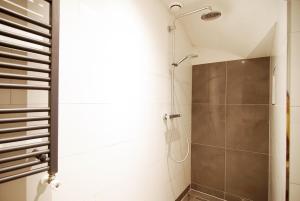 ヒルレーゴムにあるTwo Tulips Inn Dutch Retreatのギャラリーの写真