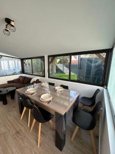 Et opholdsområde på Maison décoration Disney à 10 min du Parc