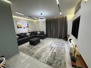 Posezení v ubytování Nefertiti's Modern Majesty