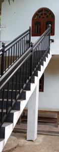 Φωτογραφία από το άλμπουμ του Vimukthi ocean bliss villa σε Sinimodera