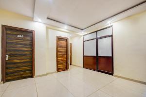 Fotografie z fotogalerie ubytování Hotel O Ridge Way Stays v destinaci Faridabad