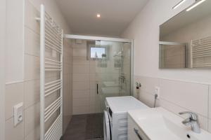Bilik mandi di Ferienwohnung Wiesenblick nahe Region Celle und Hannover