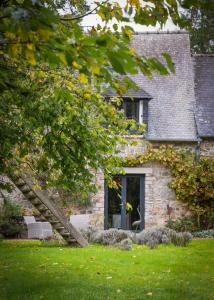 Zahrada ubytování L'Hôtié de Brocéliande, au coeur des sites naturels et légendaires