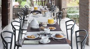 Opsi sarapan yang tersedia untuk tamu di Bed & breakfast Villa Lisetta