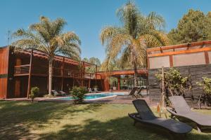 Bazén v ubytování Puerto Dijama Hotel Boutique nebo v jeho okolí