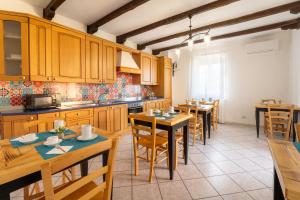 Kuchyň nebo kuchyňský kout v ubytování MIU' Bed and Breakfast