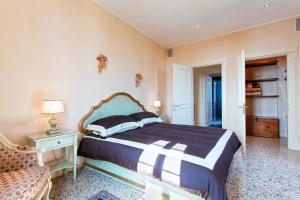 Posteľ alebo postele v izbe v ubytovaní Deluxe Apartments Lagoon View