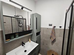 Kúpeľňa v ubytovaní Beachfront 5BR Home Victoria