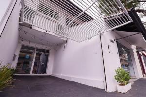 B&Bが所在する建物