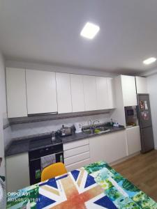 Kuchyň nebo kuchyňský kout v ubytování Habitación privada Tenefe + 8 fotografií
