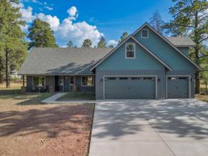 Tòa nhà nơi nhà nghỉ dưỡng tọa lạc