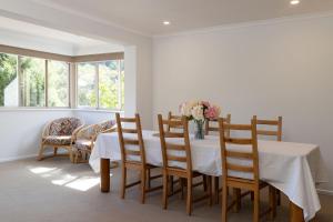 Ein Sitzbereich in der Unterkunft Mount Lofty Golf Course