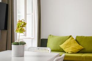 Comfortable 2BR Apt Central & Well Connected電視和／或娛樂中心