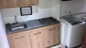 Køkken eller tekøkken på Habitaciones La Novena DE CHIA