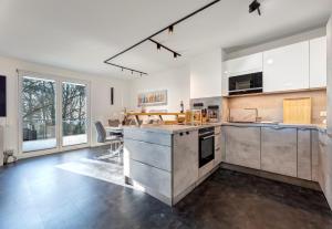 Η κουζίνα ή μικρή κουζίνα στο Apartment "Inselliebe"