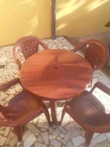 Ảnh trong thư viện ảnh của Small air-conditioned apartment with private pool ở Warang