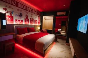 Et tv og/eller underholdning på Chiic House 8 - Khách sạn tình yêu