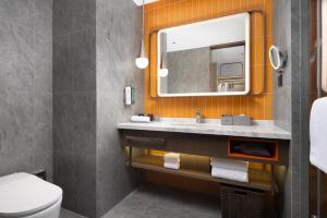Vannituba majutusasutuses Home2 Suite by Hilton Chaozhou