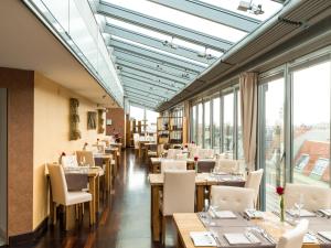 Restoran atau tempat lain untuk makan di Hotel Royal