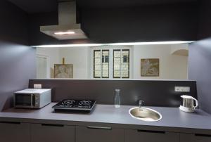 Kuchyň nebo kuchyňský kout v ubytování Zámecké apartmány Litomyšl