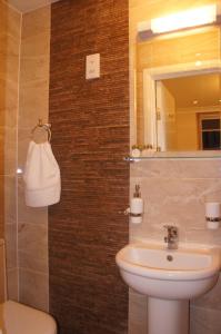 Koupelna v ubytování Sapphire Hotel London