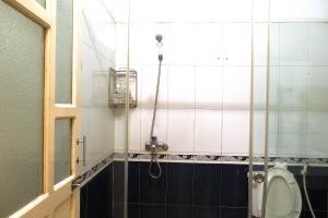 Koupelna v ubytování Lucky Hội an Hotel